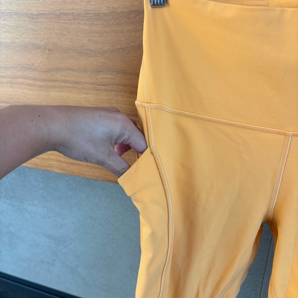 Lululemon Align High-Rise in Mango Dream 25’ Size 10 - Picture 7 of 11